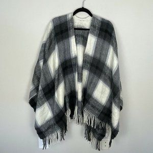 Marine Layer Flannel Georgia Poncho Sweater Black White Buffalo Plaid Fringe OS
